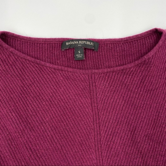 Banana Republic Factory Burgundy Sweater - Picture 3 of 4